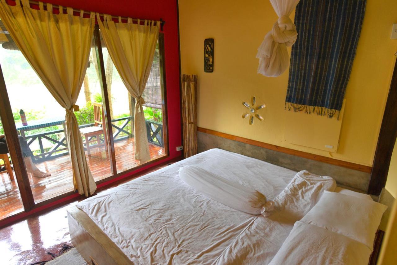 Mandala Ou Resort Нонгкио Экстерьер фото