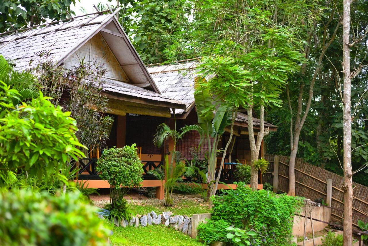 Mandala Ou Resort Нонгкио Экстерьер фото